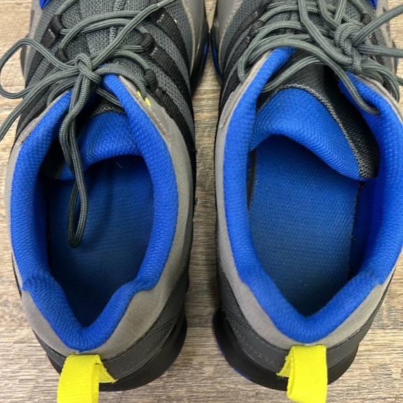 Adidas Terrex Ax2s Low Hiking Trail Training Shoes Size 10 main image 4